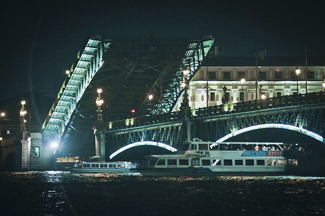 Санкт-Питербург. Развод мостов